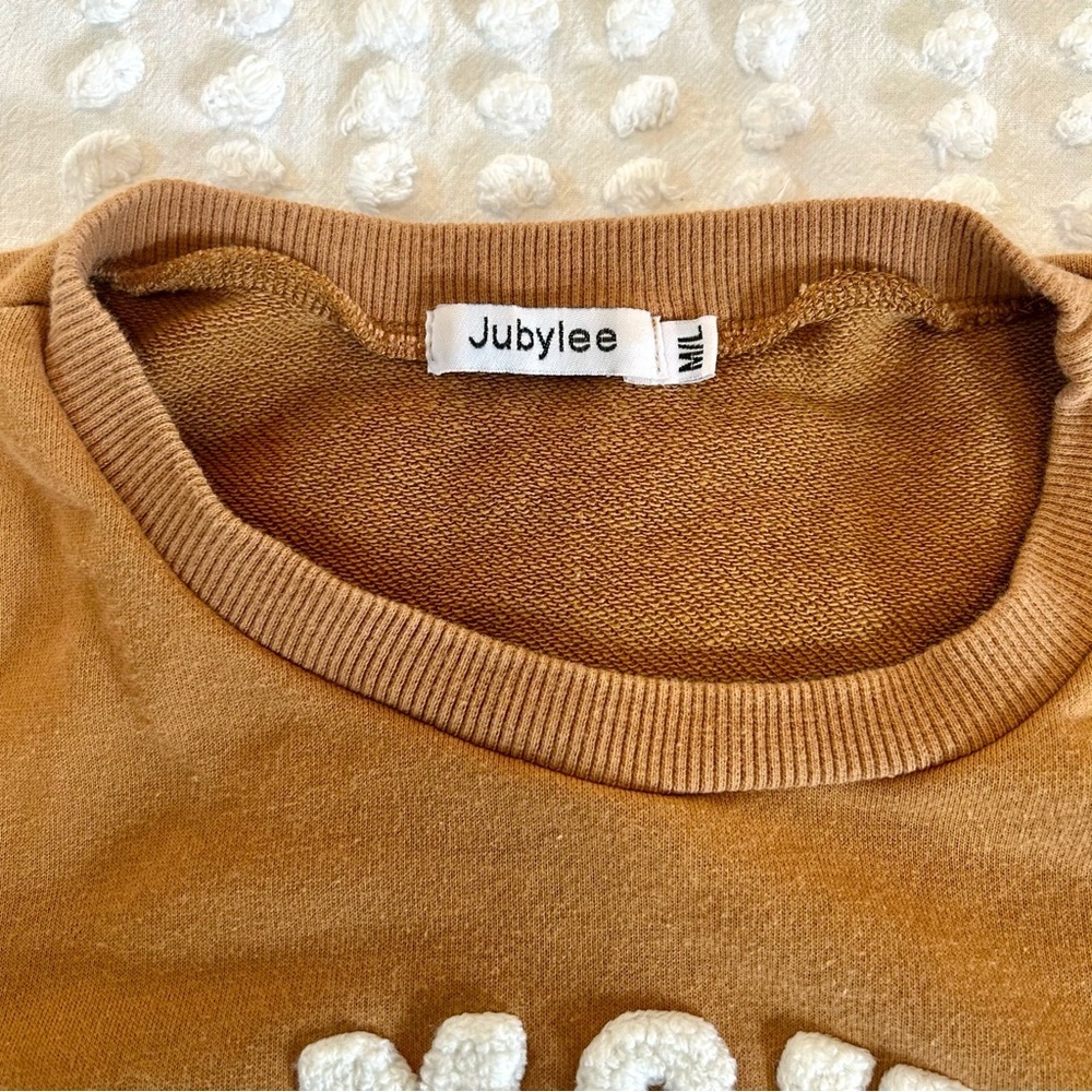 “Amour Is French” Caramel Brown Sweatshirt Sz SM - Picture 7 of 9